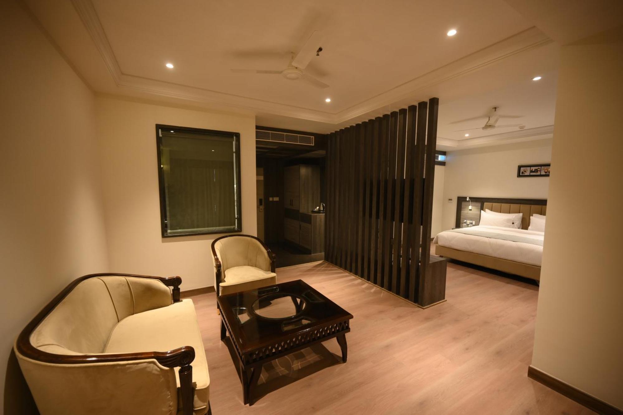 The Mudra Hotel Varanasi Dış mekan fotoğraf